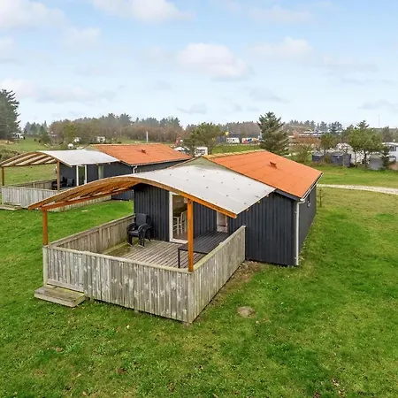 Cozy In With Kitchen بيت للعطل *